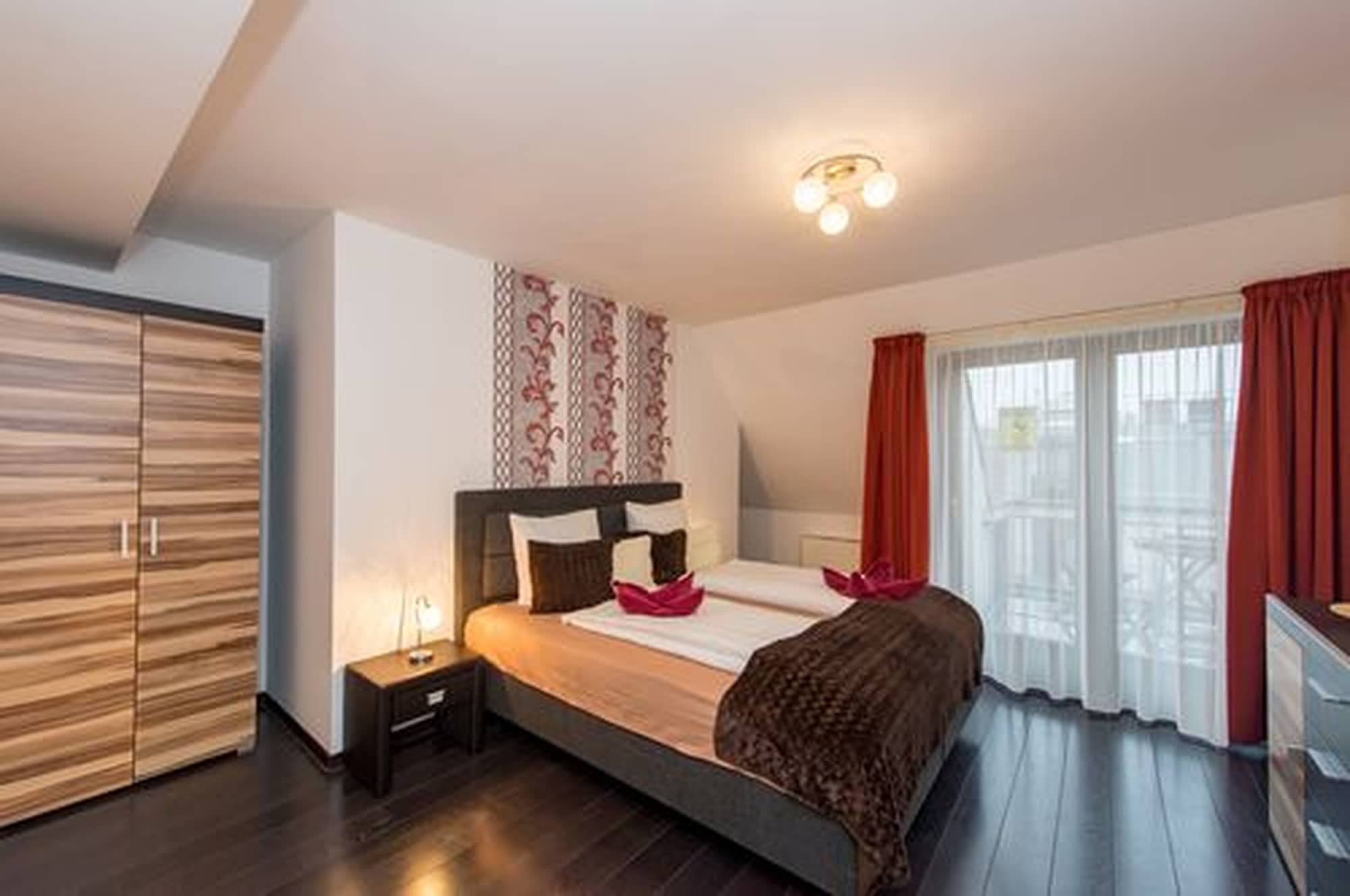 2 BEDROOMS, ELITE, SUITE, 2 KING BEDS, SOFA
