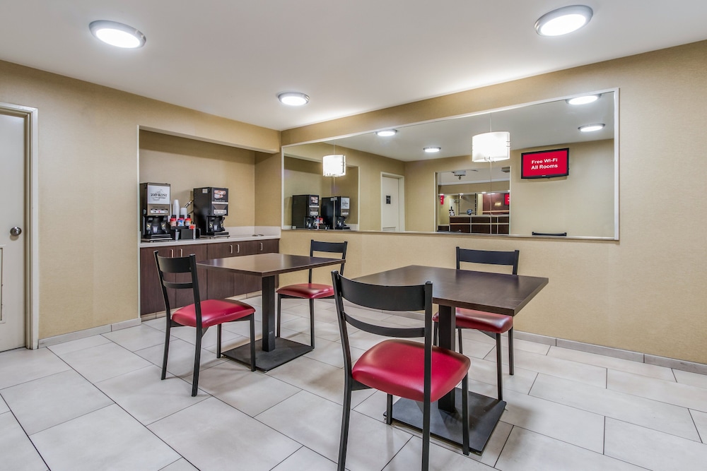 Red Roof Inn Phoenix North - I-17 at Bell Rd 30/38