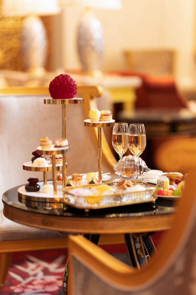China World Hotel, Beijing, A Shangri-La Hotel 32/72