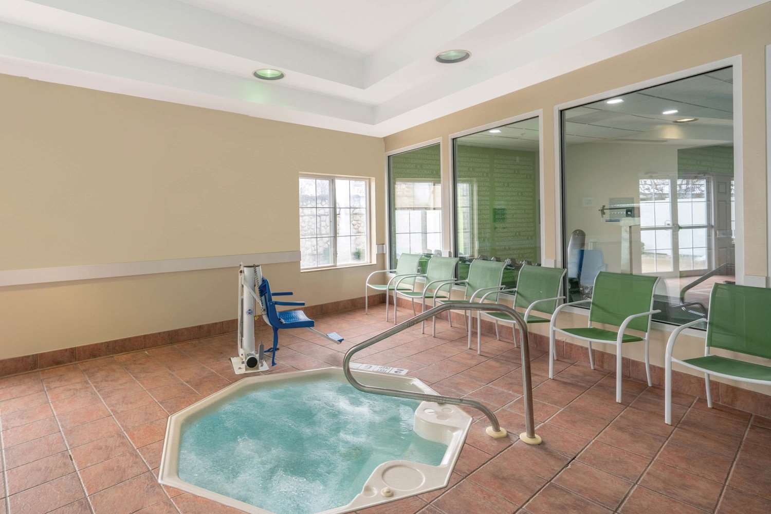swimming pool spa
