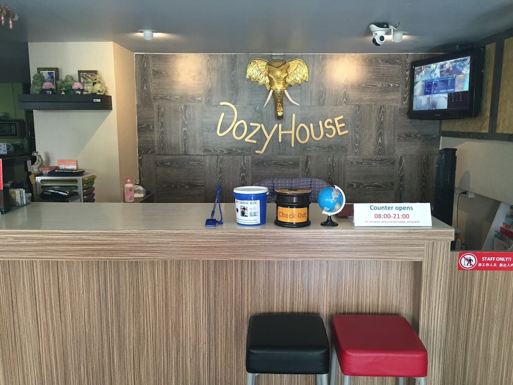 Dozy House 4/31
