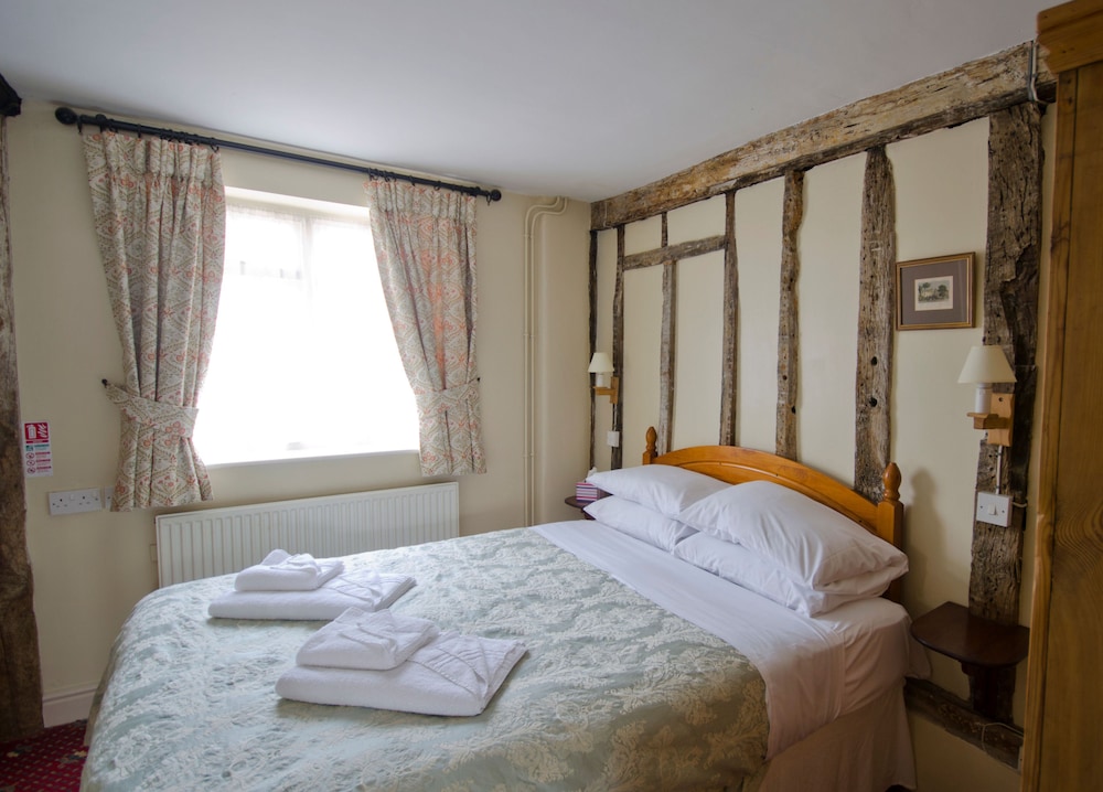 The Abbey Hotel 17/50