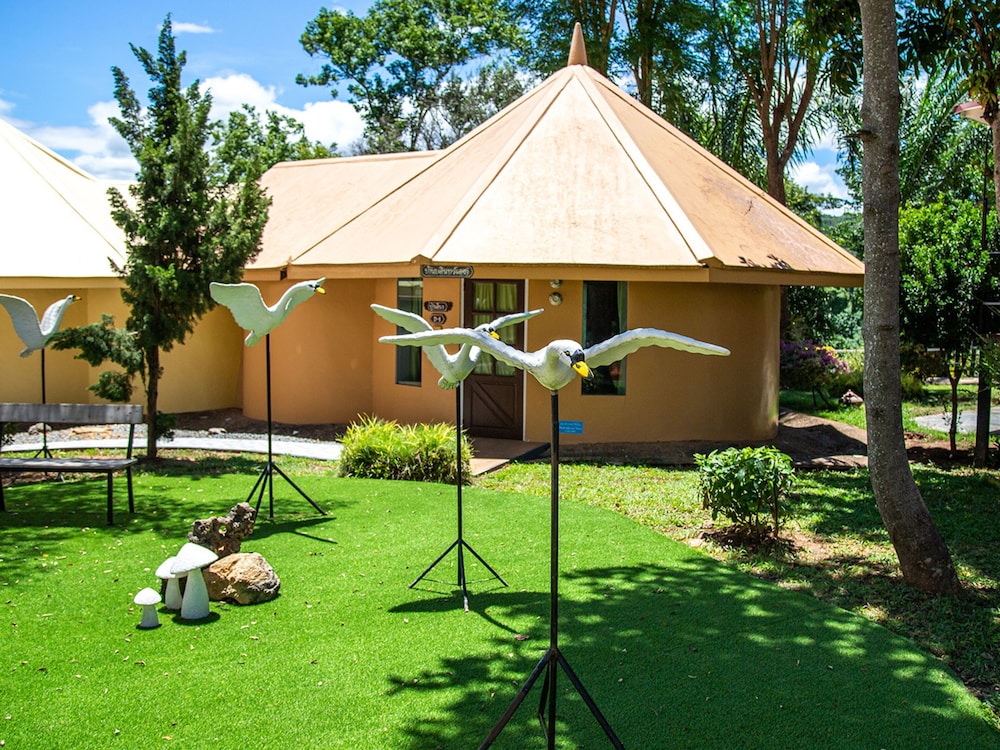 Yoko Riverkwai Hotel Resort 47/49