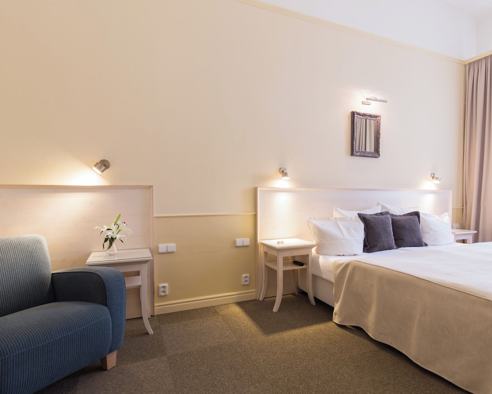 Unitas Hotel 20/55