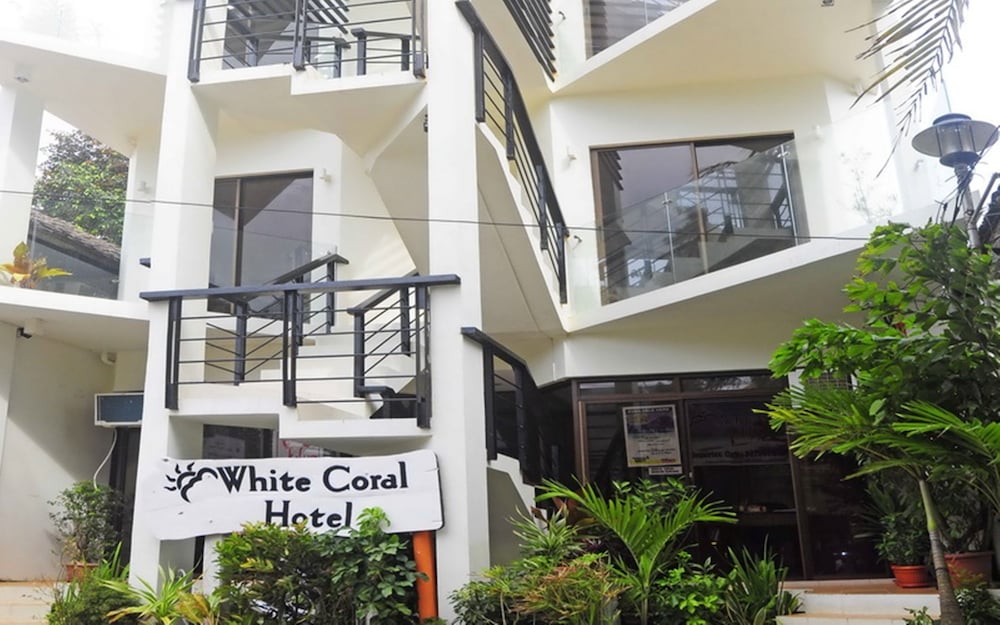 White Coral Hotel 3/28