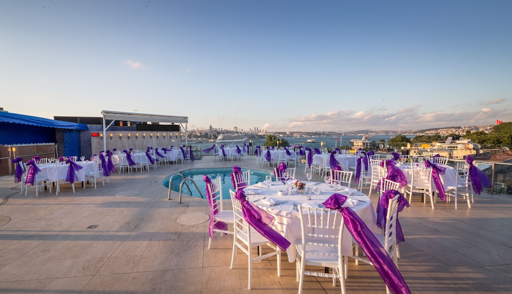 Orka Royal Hotel 46/50