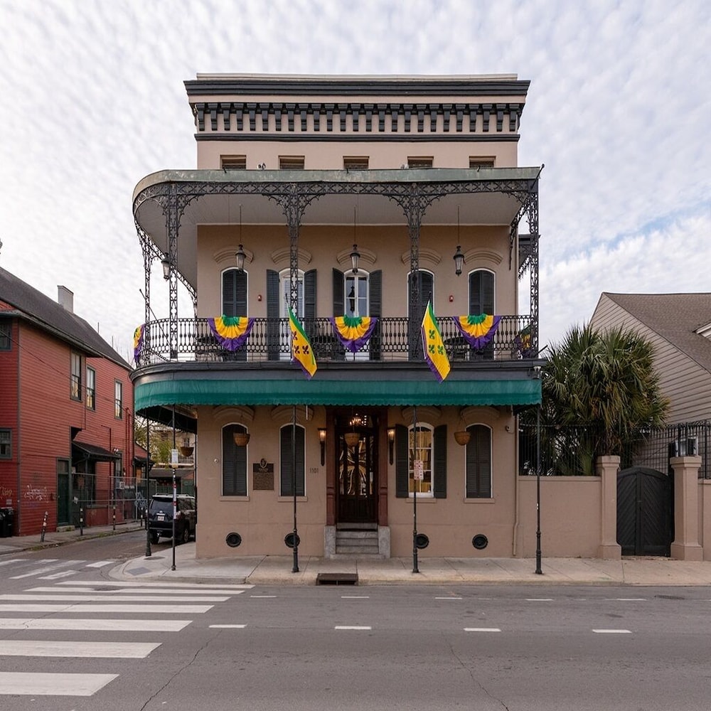 French Quarter Suites Hotel 5/55