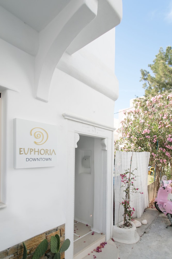 Euphoria Downtown main