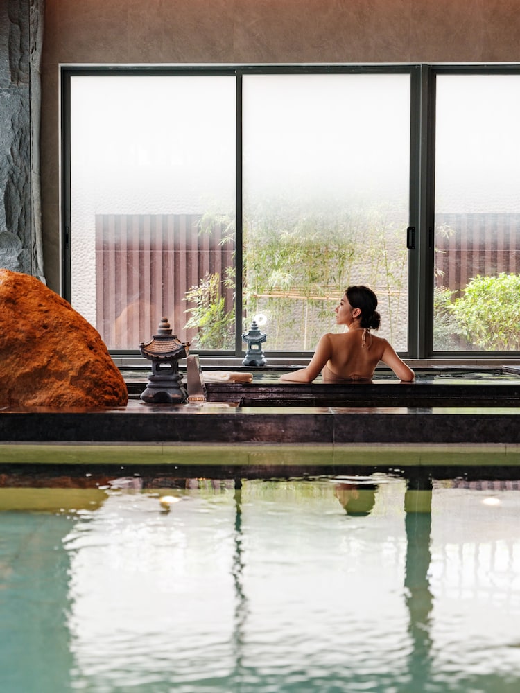 Shangri-La Putian 22/50