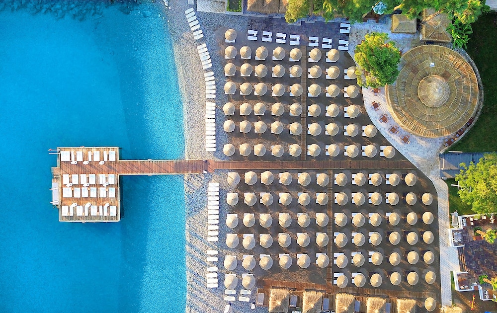 Imperial Turkiz Resort Hotel in KEMER