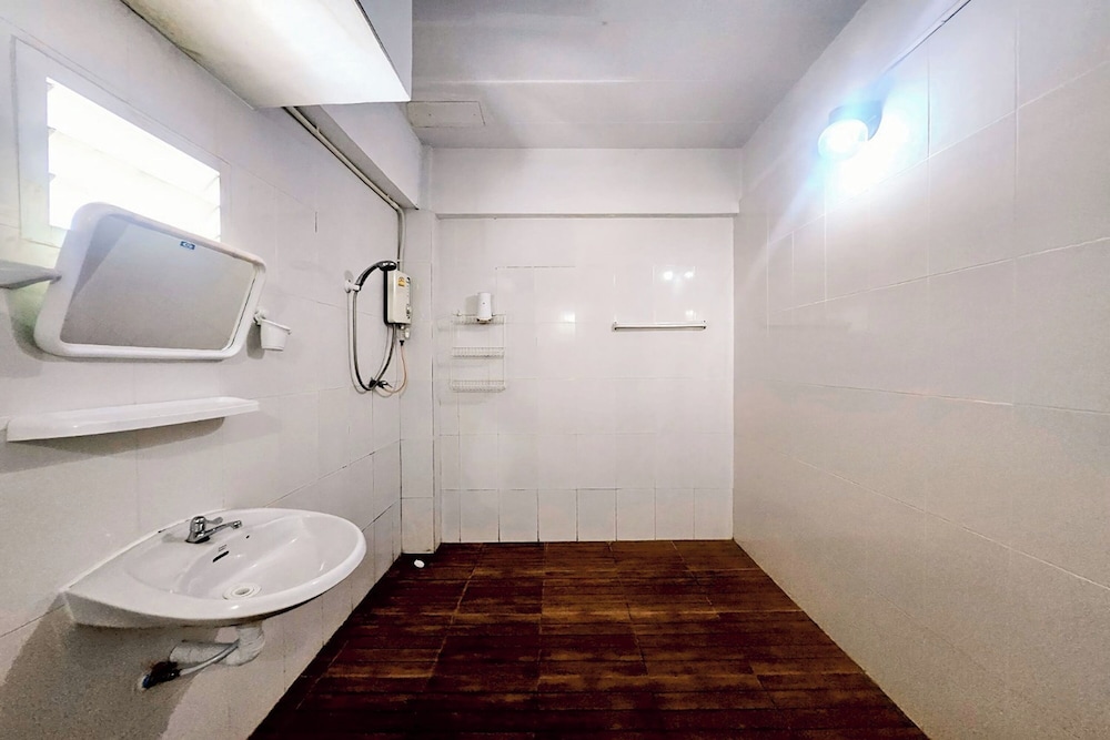 Me U Hostel - Adults Only 51/53