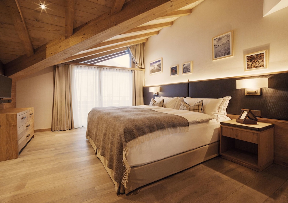 The Capra Saas-Fee 15/50