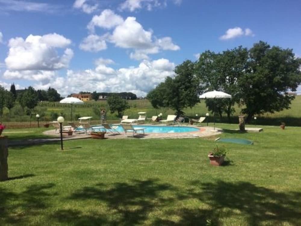 Agriturismo Podere Delle Querci 42/47