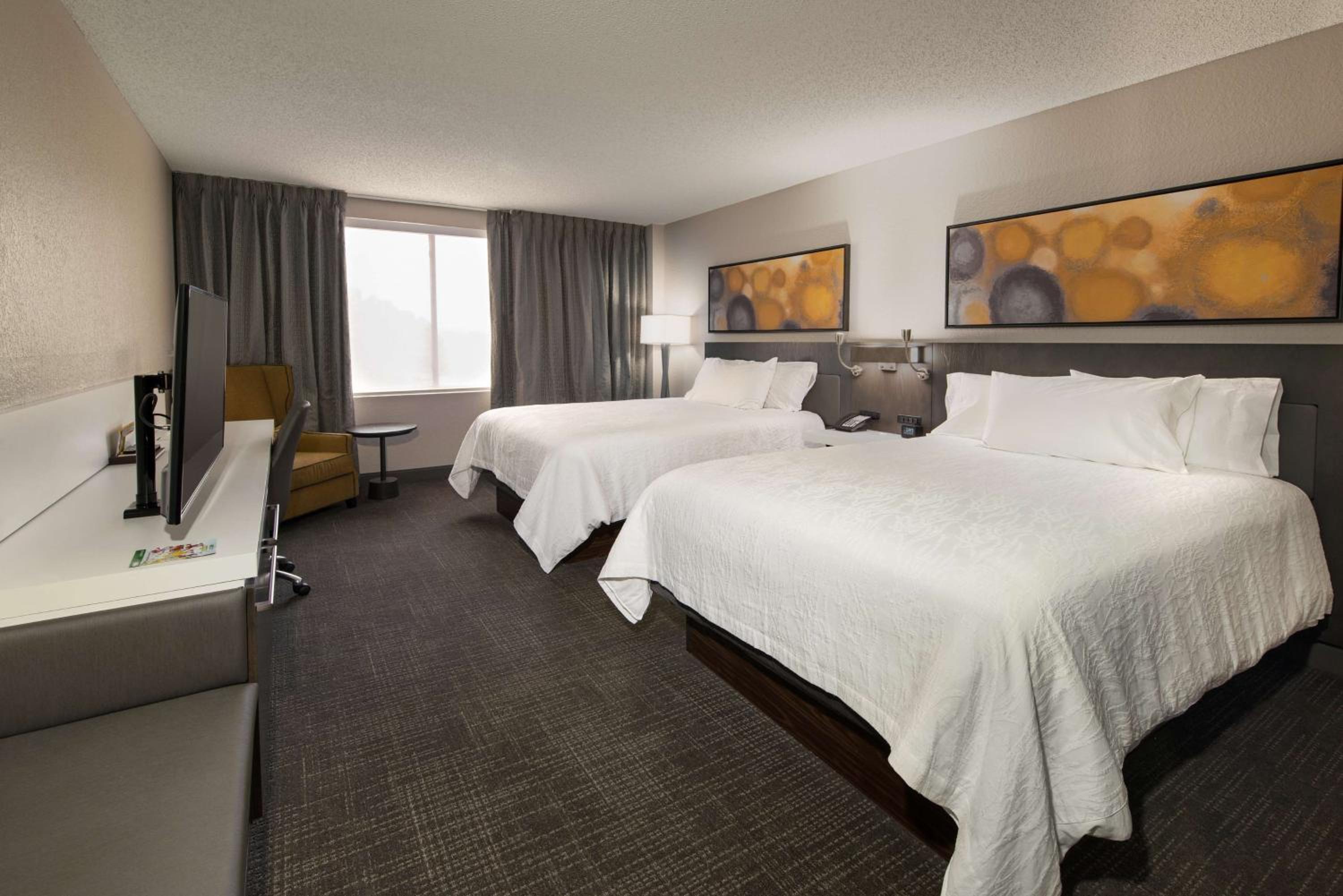 1 BEDROOM, SUITE, 2 QUEEN BEDS