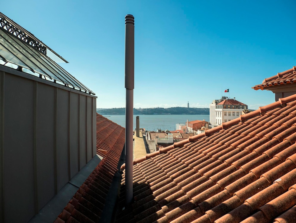 Palacio Camoes Lisbon Serviced Apartments 42/50
