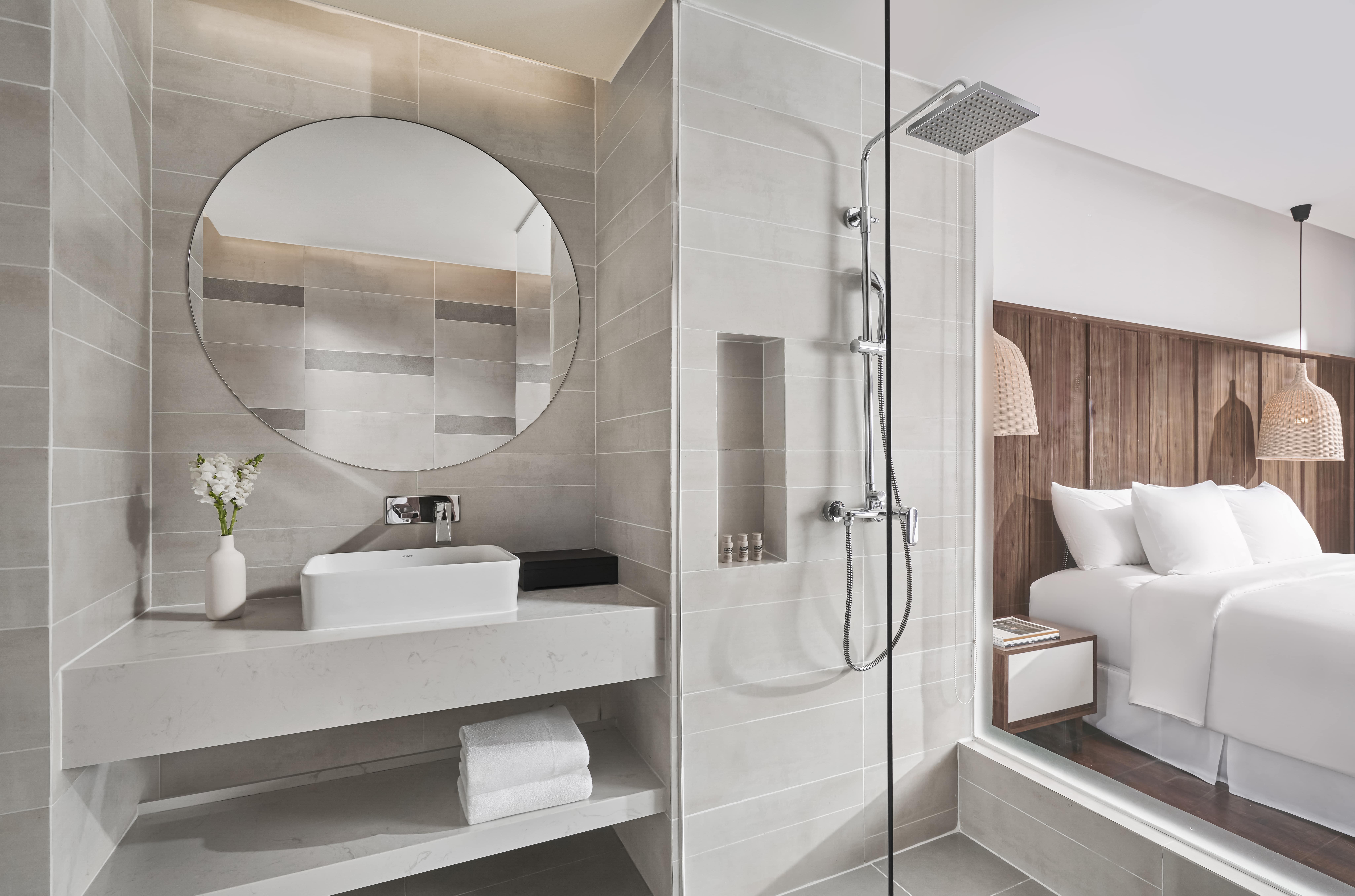 DELUXE, TWIN BEDS