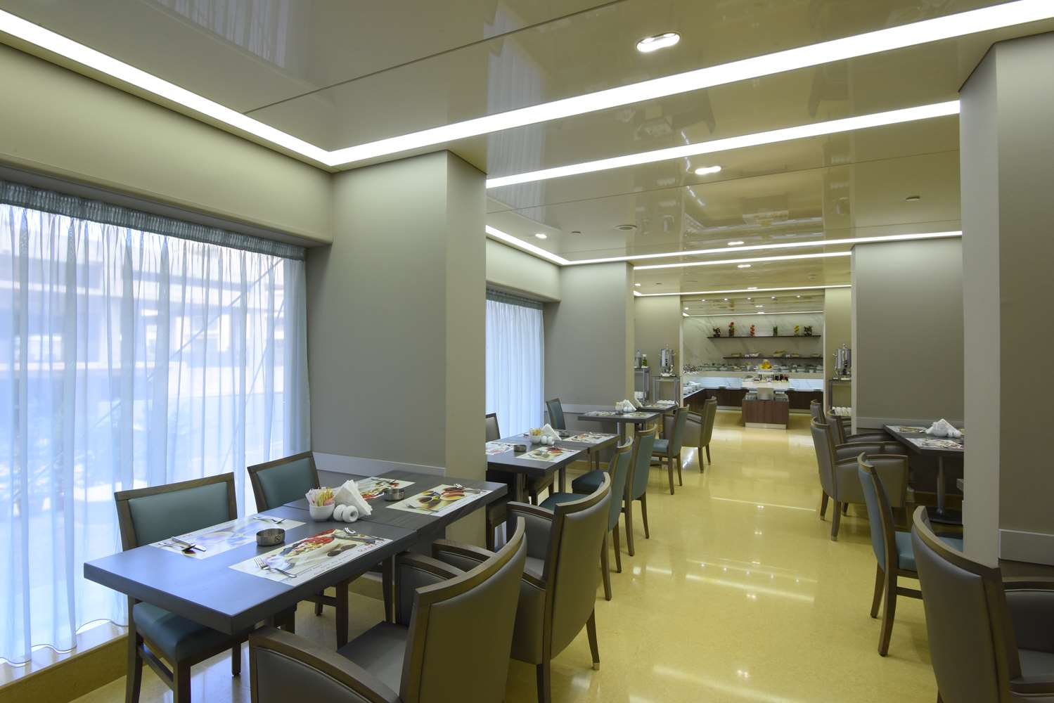 Ramada By Wyndham Downtown Beirut 41/56