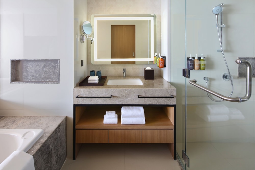 Holiday Inn CEBU CITY 47/69