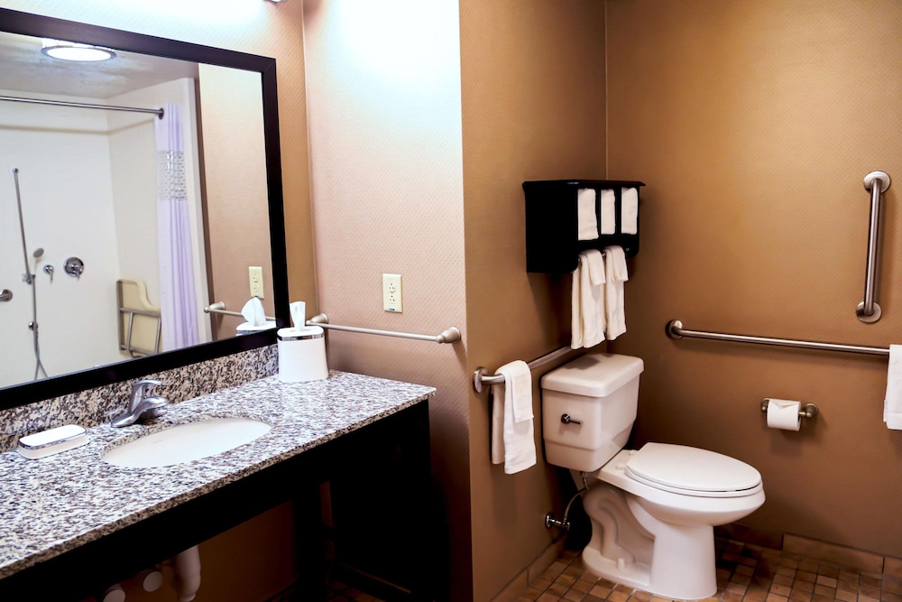 Hampton Inn Lewiston-Auburn 19/51