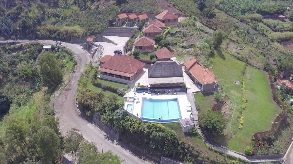 Nirvana Heights Hotel 43/54