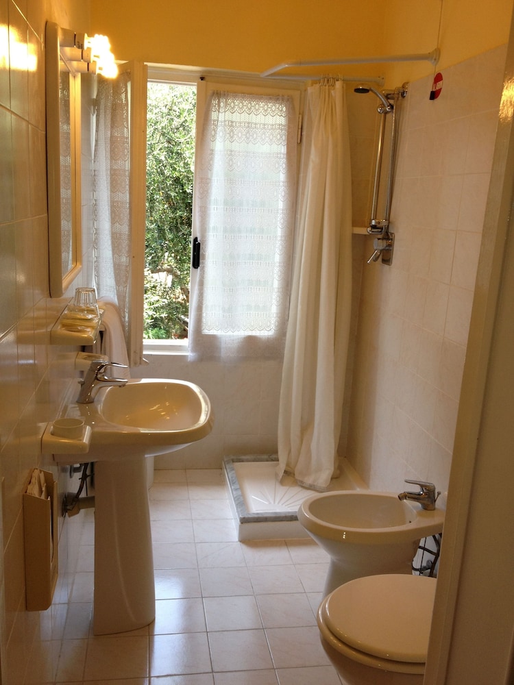 NETTUNO HOTEL 24/24