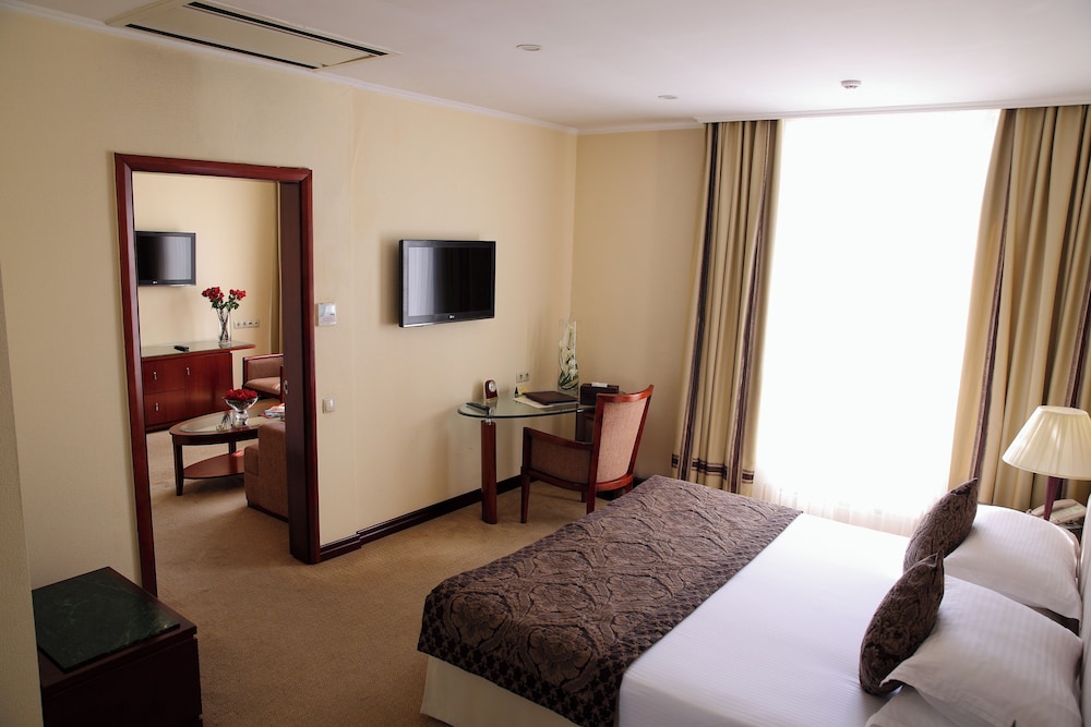 Park Hotel 10/50