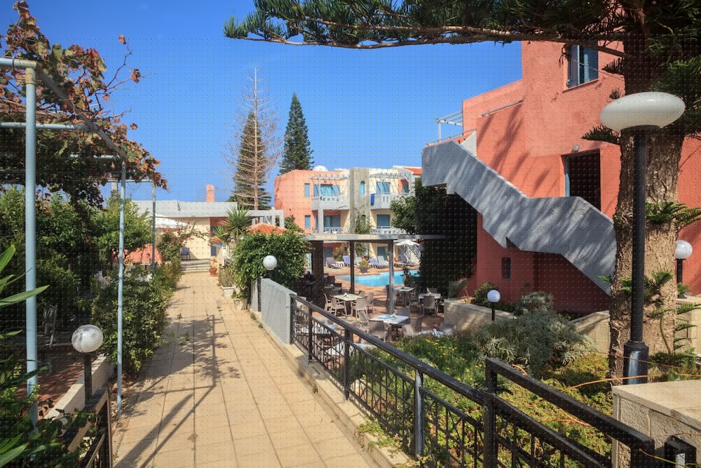 Marilisa Hotel 42/50
