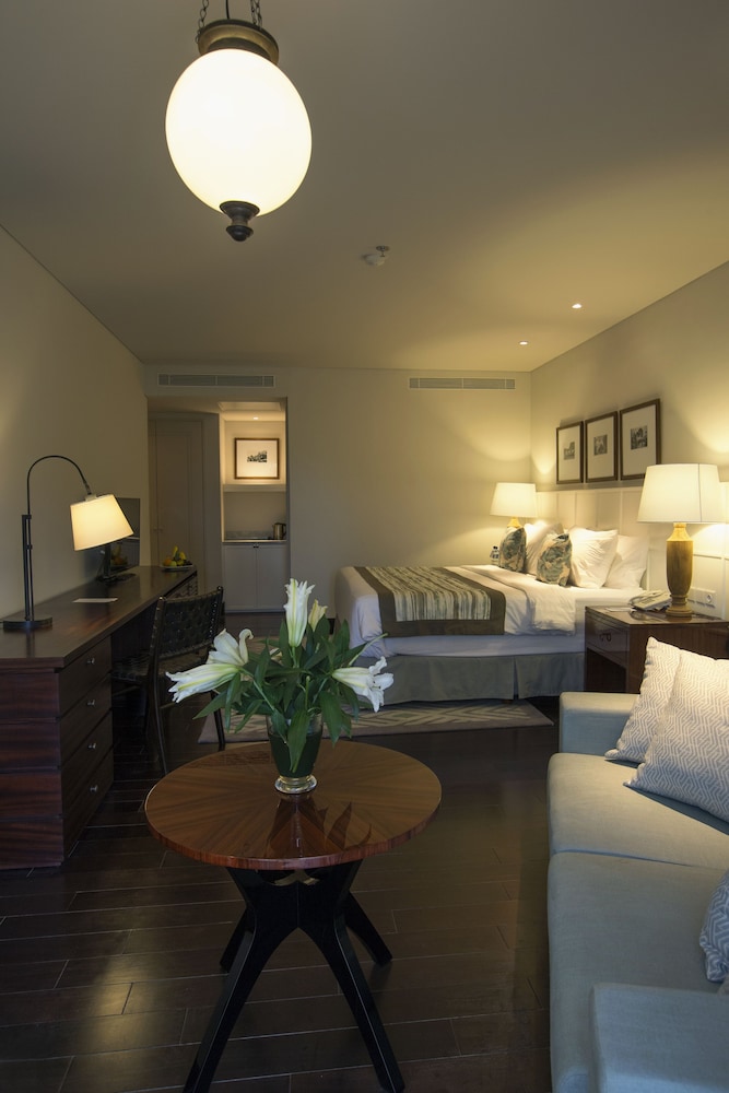 The Shalimar Boutique Hotel 45/65