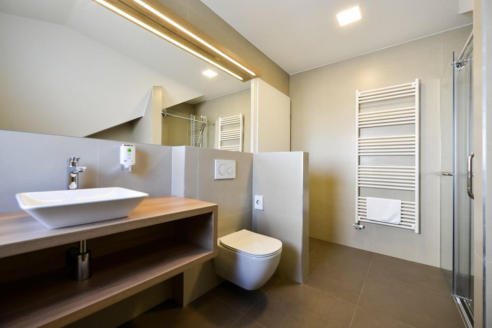 Ahotel Ljubljana 28/31
