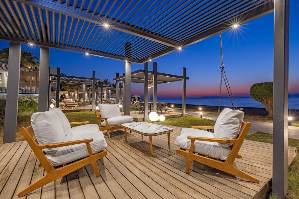 Sun Beach Resort 49/78
