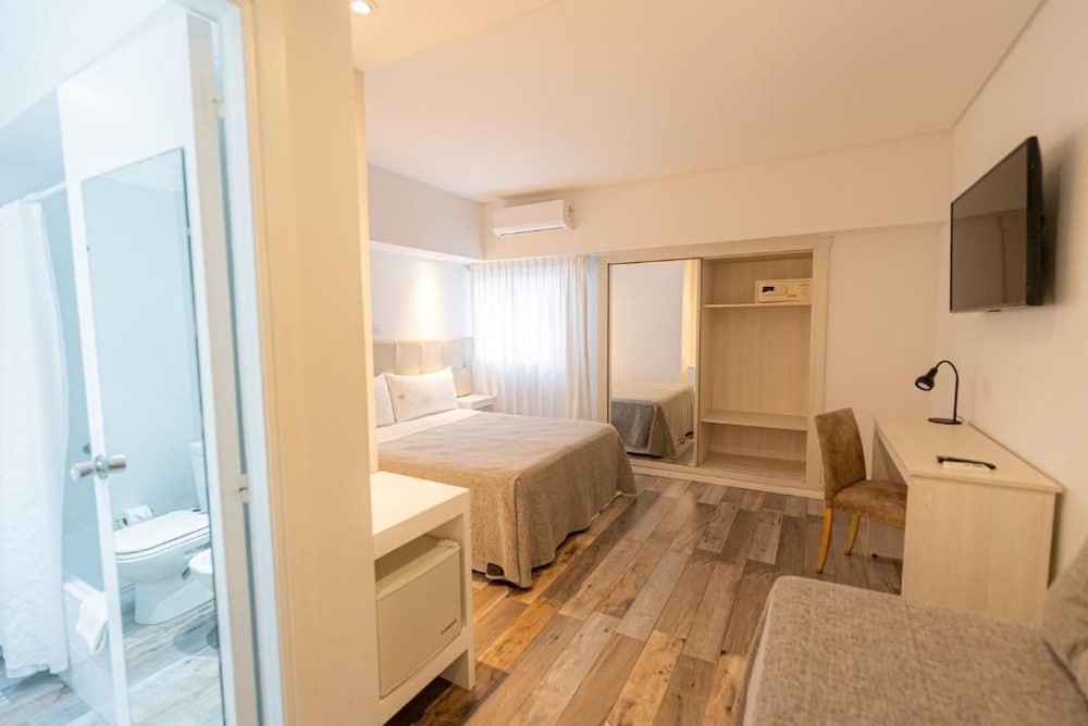 Hotel Sennac 32/32