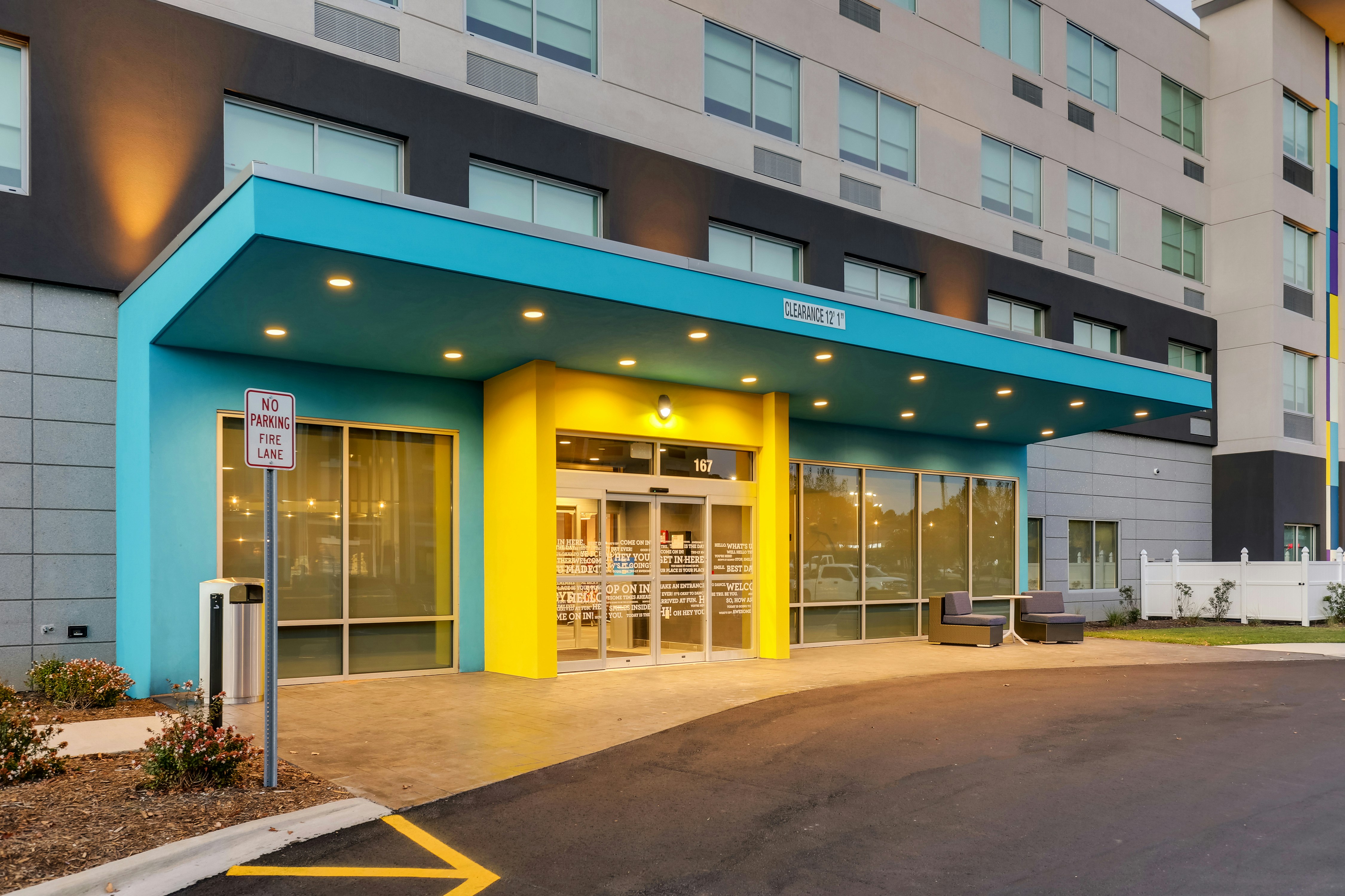 Tru by Hilton Smithfield I-95 11/48