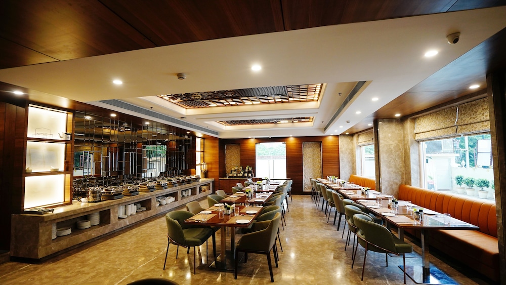 The Fern Residency Sarnath 18/29