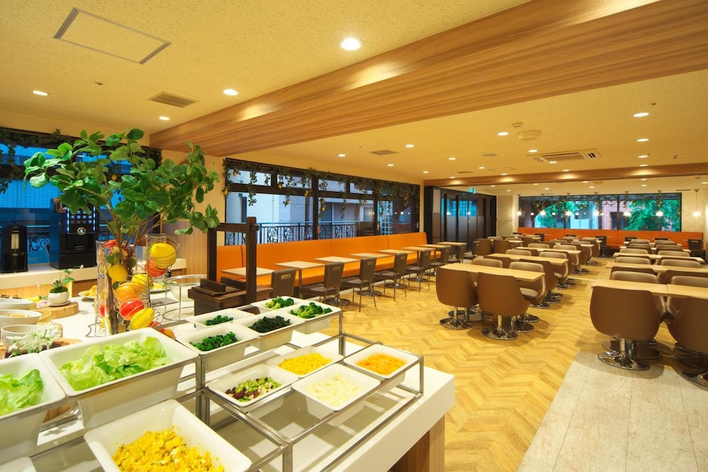 Yokohama Heiwa Plaza Hotel 36/42