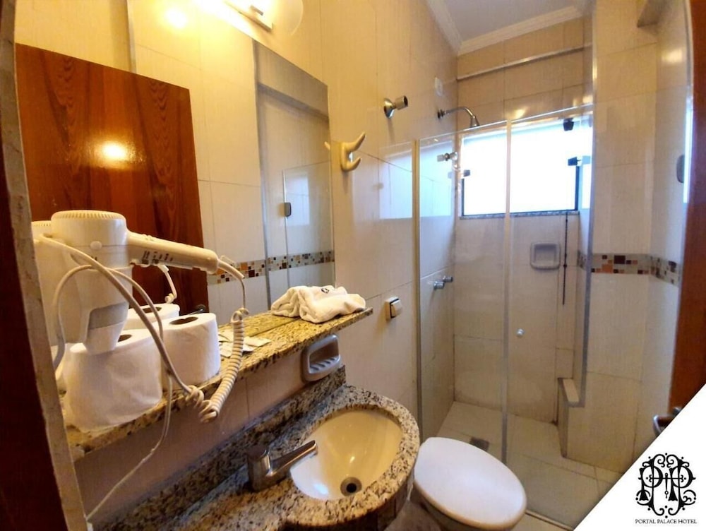 Portal Palace Hotel 27/29