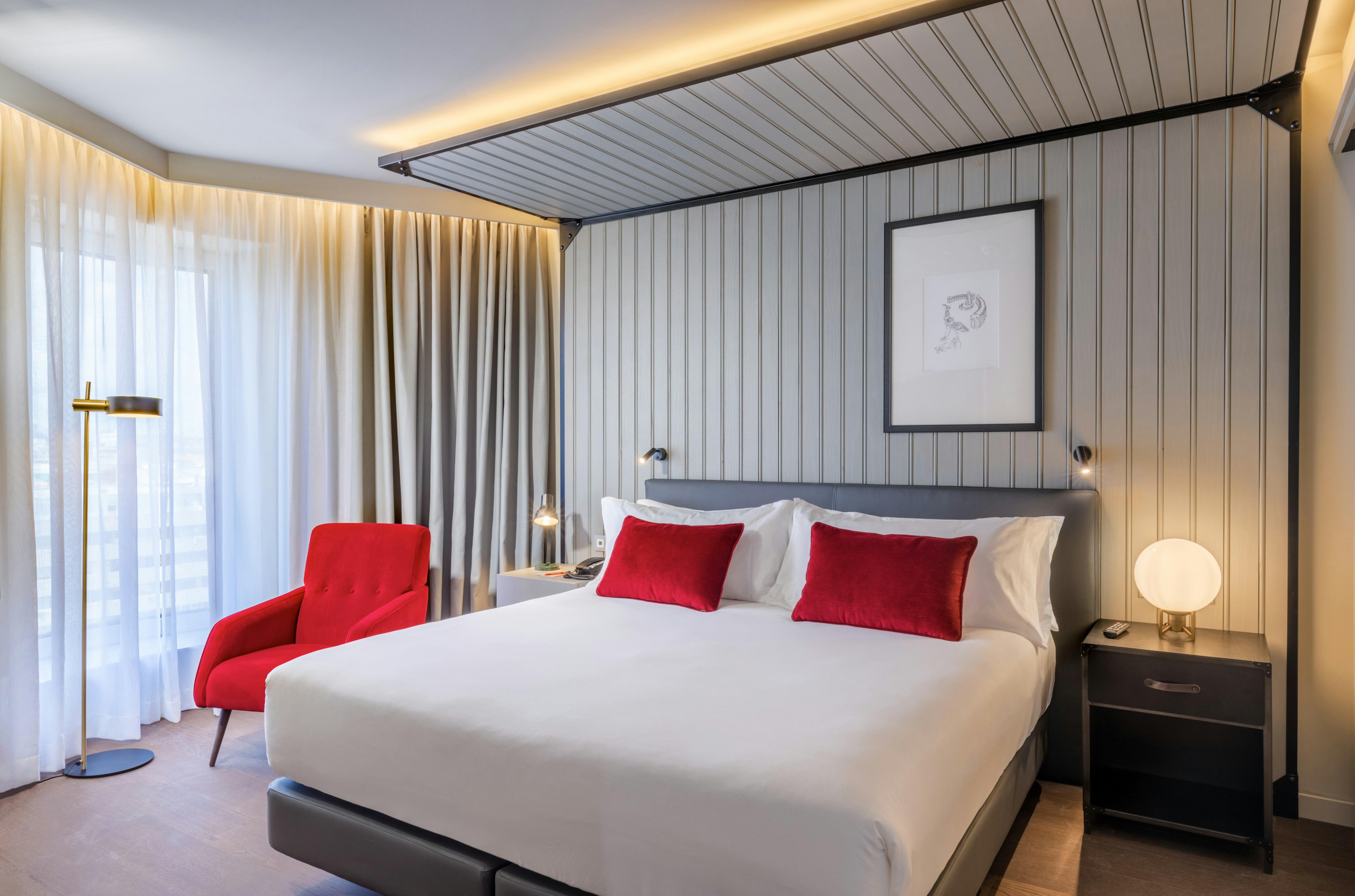 1 BEDROOM, SUITE, KING BED