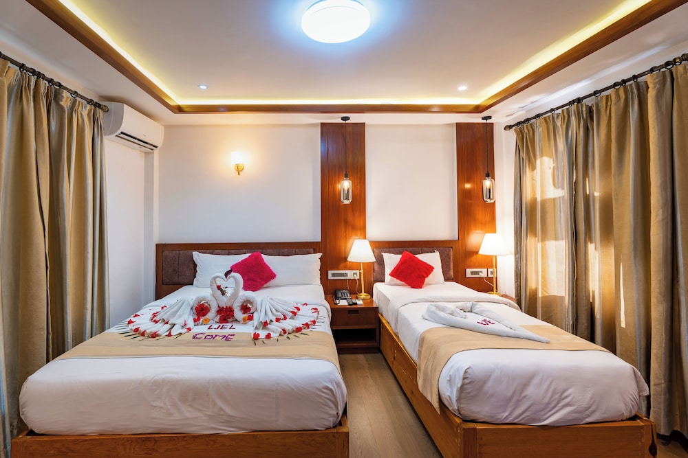 Hotel Seven Star 14/50
