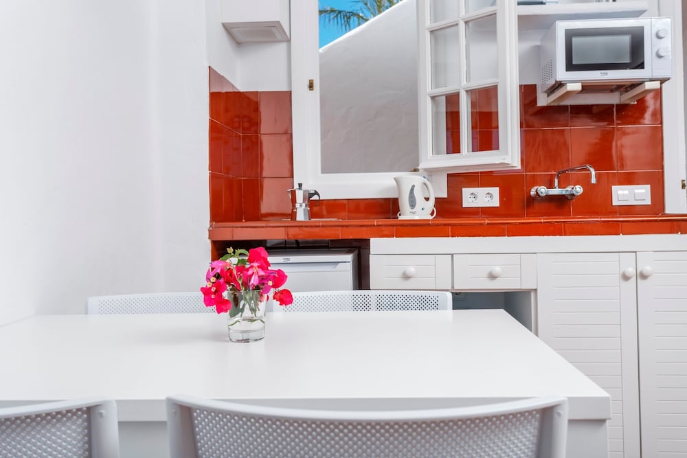 Carema Garden Village 24/26