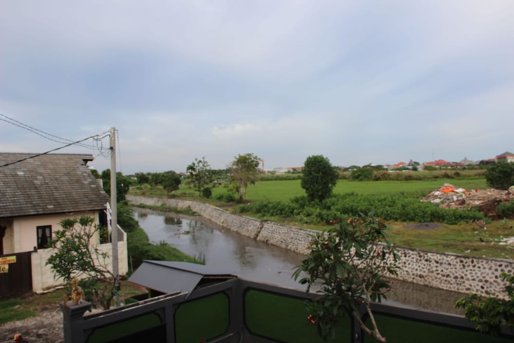 Beji Ayu Homestay 52/55