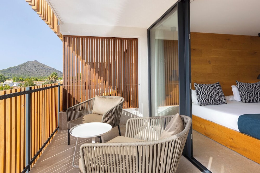 جناح بريميوم بسرير كينج مع أريكة، Las Gaviotas Suites Hotel 5/5