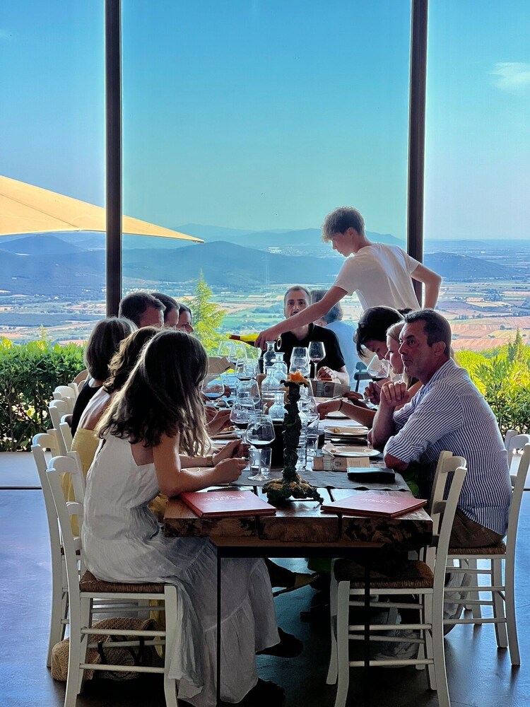 Valdonica Winery & Vineyard Residence 28/50