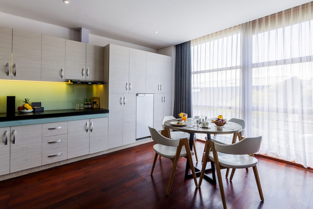 Imani Suite Seminyak 30/50
