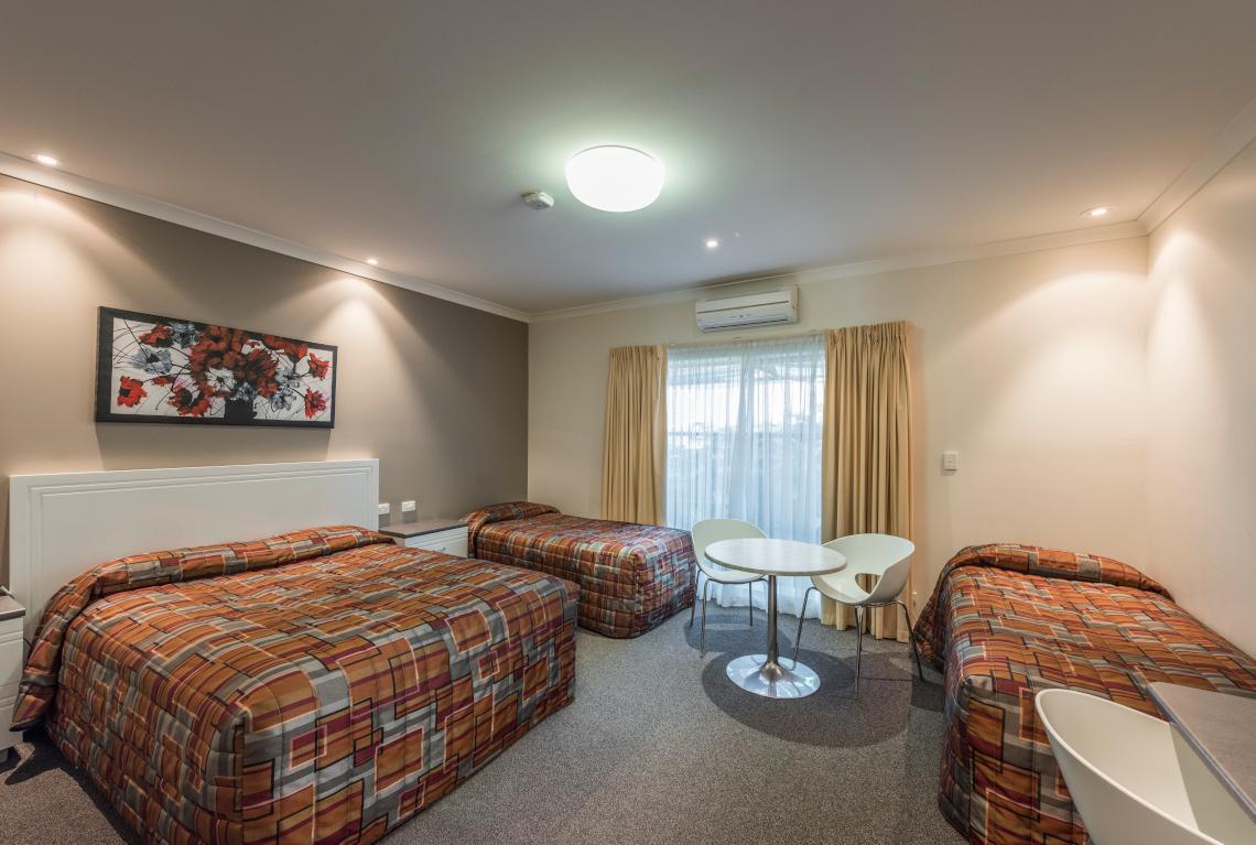2 Bedrooms