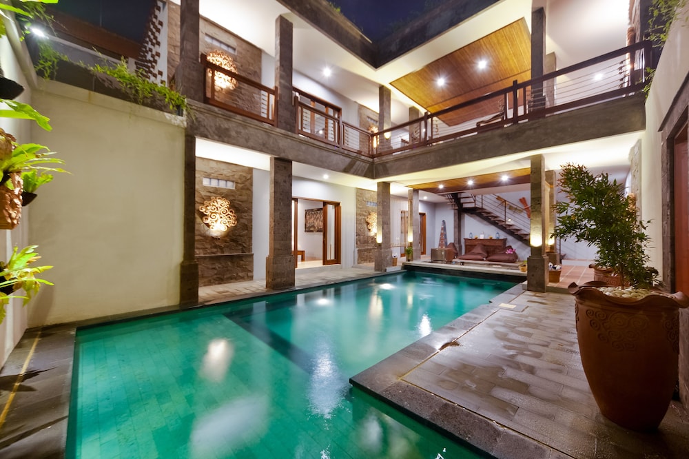 Kusuma Living and Villa Seminyak 51/56