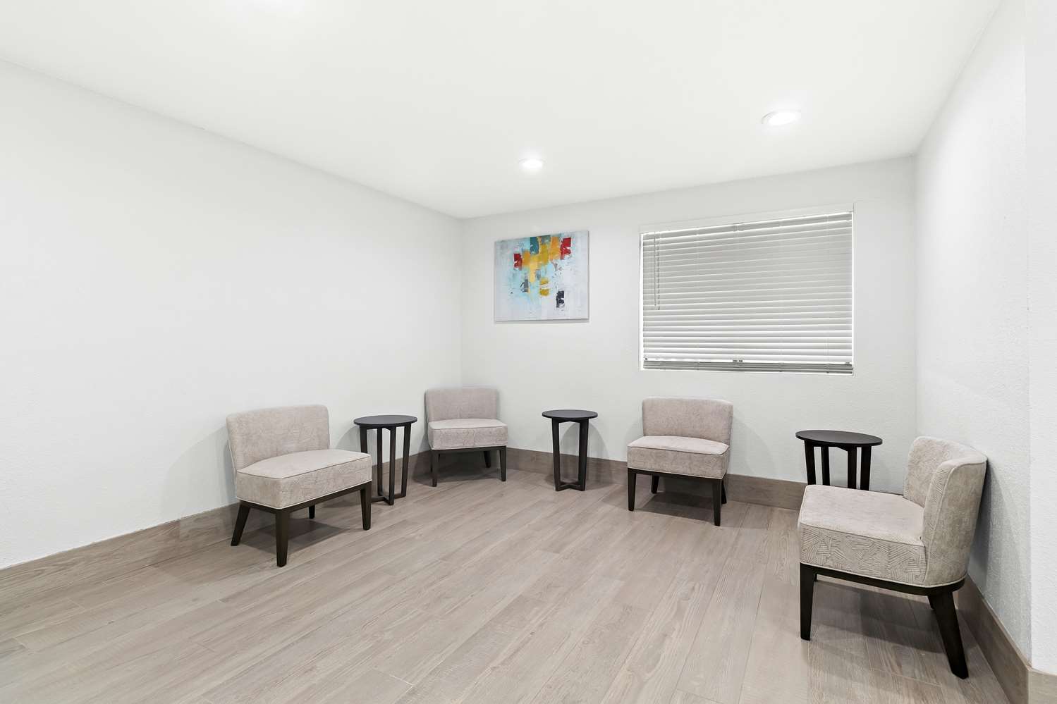 Surestay By Best Western Groves 19/28
