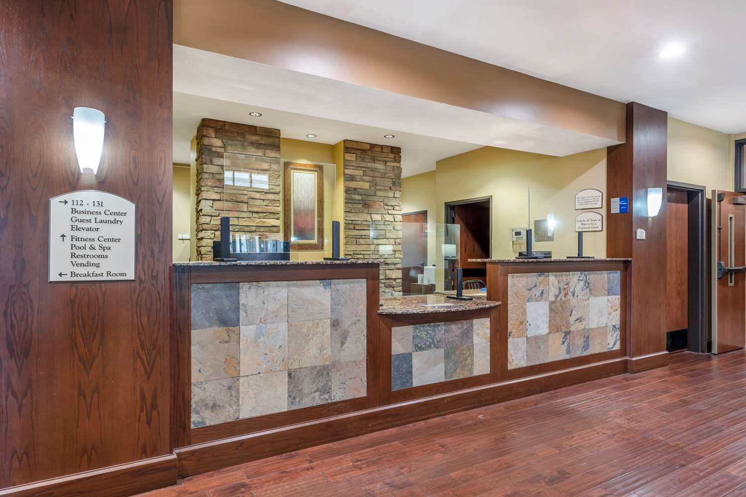 Best Western Plus Grand Island Inn & Suites 2/15