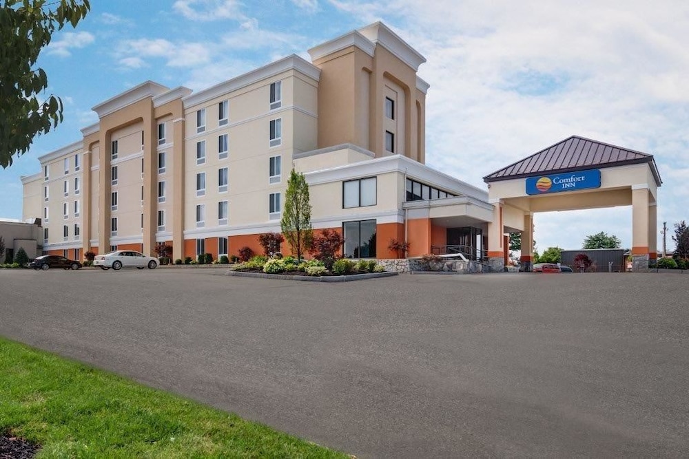 Comfort Inn Manchester Airport 1/39