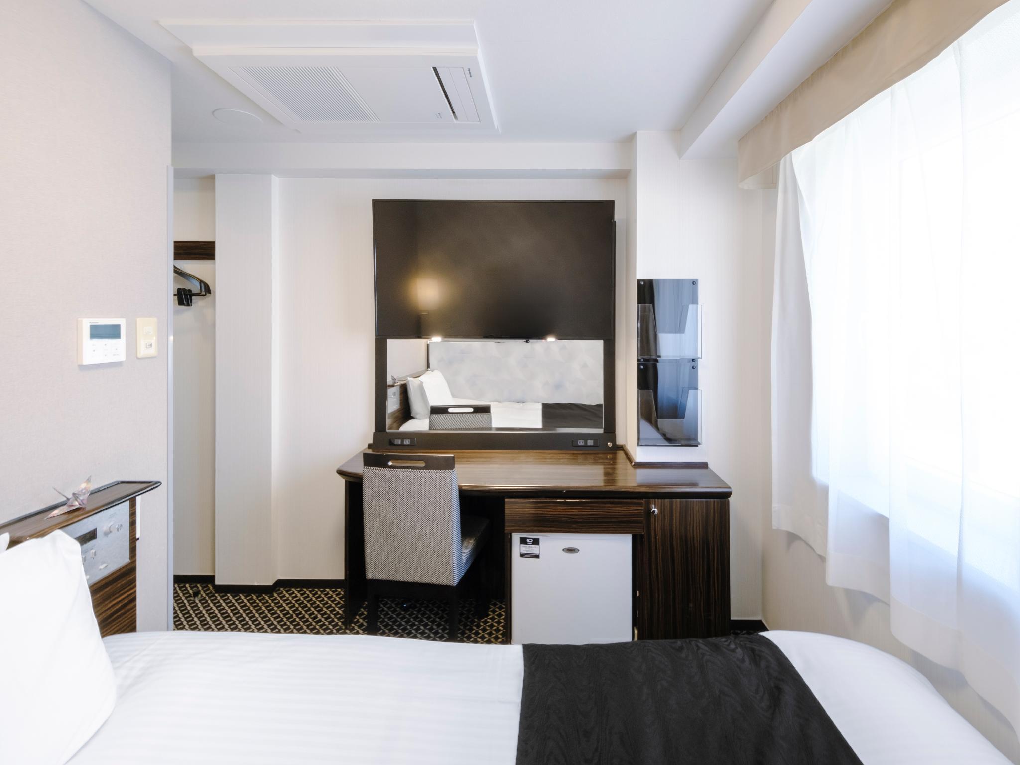 Semi Room, Semi Double Bed, Small