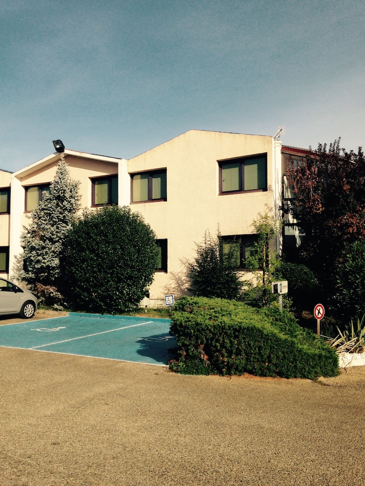 IBIS BUDGET SAINT CHRISTOL LES ALES 43/50