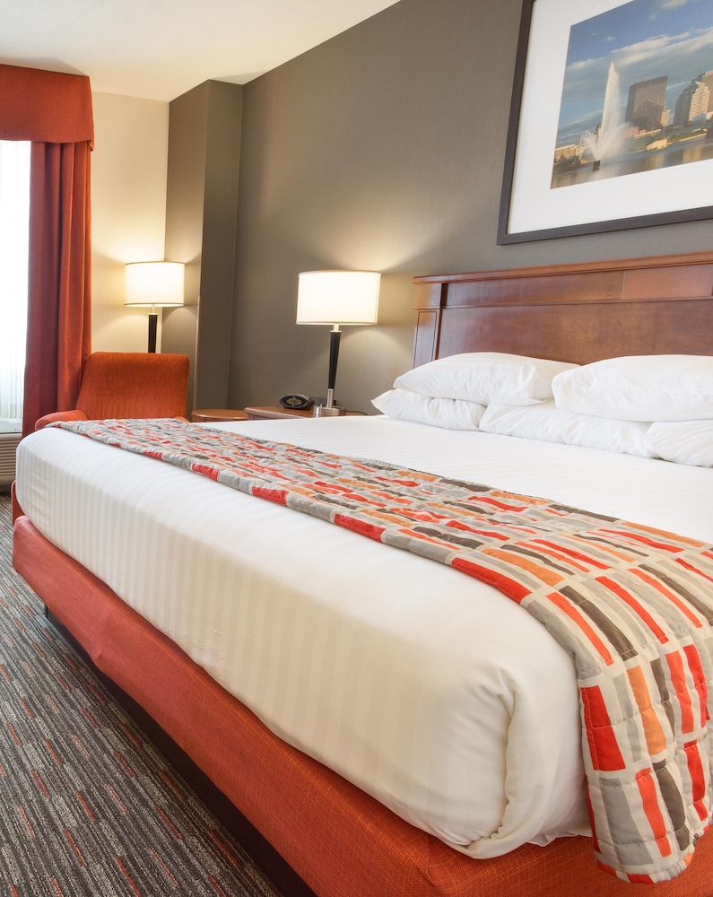 DELUXE, KING BED, HIGH FLOOR